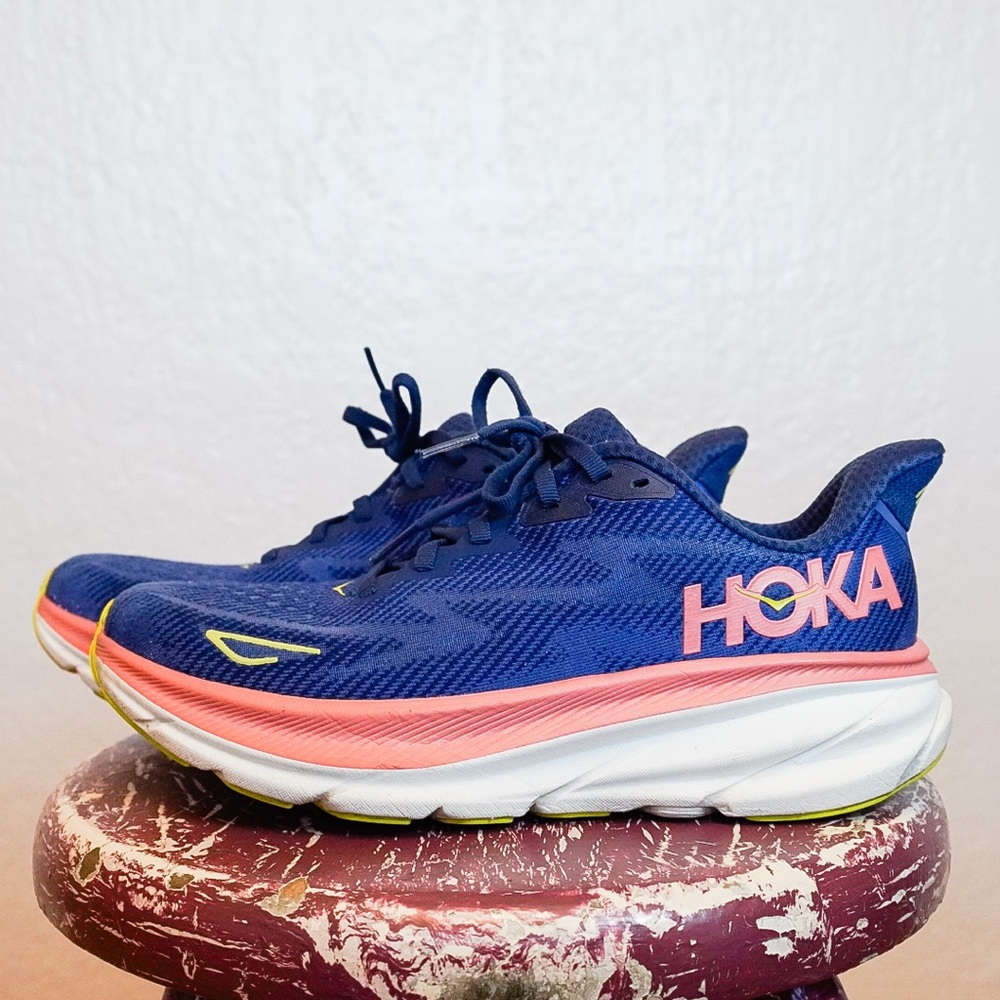 Hoka Clifton 9 in Evening Sky + Coral colorway in a Women’s Size 8.5B